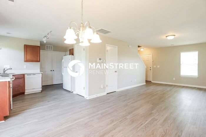 3084 Bushfield Dr - Photo 6 of 17