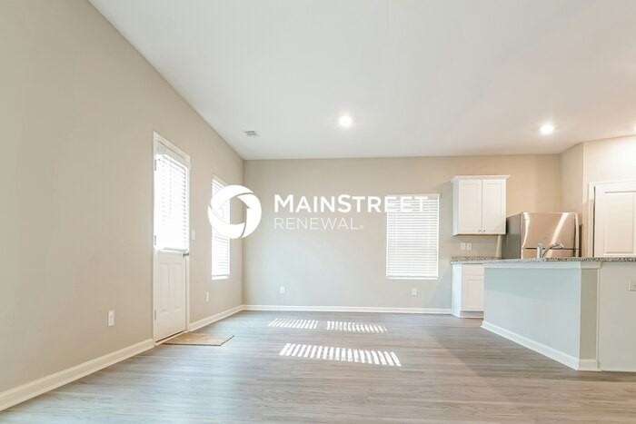 1012 Nandina Ct - Photo 3 of 17