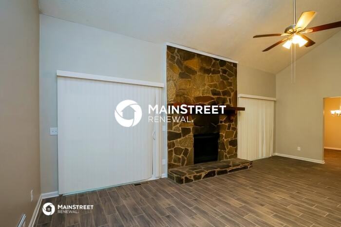 3118 Corral Trl - Photo 5 of 17