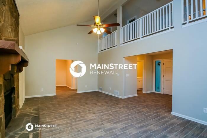 3118 Corral Trl - Photo 6 of 17