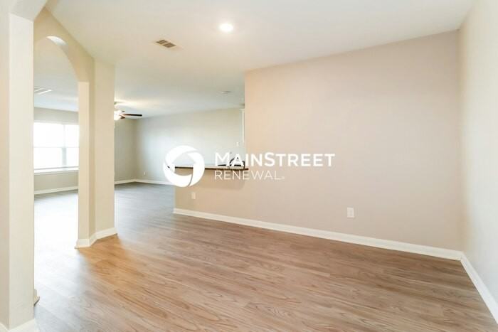 23014 Bellini Dr - Photo 5 of 16