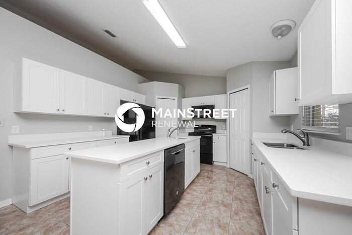 609 Rosaro Ct - Photo 5 of 16