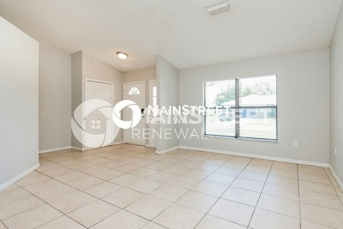 301 Cortez Ct - Photo 4 of 15