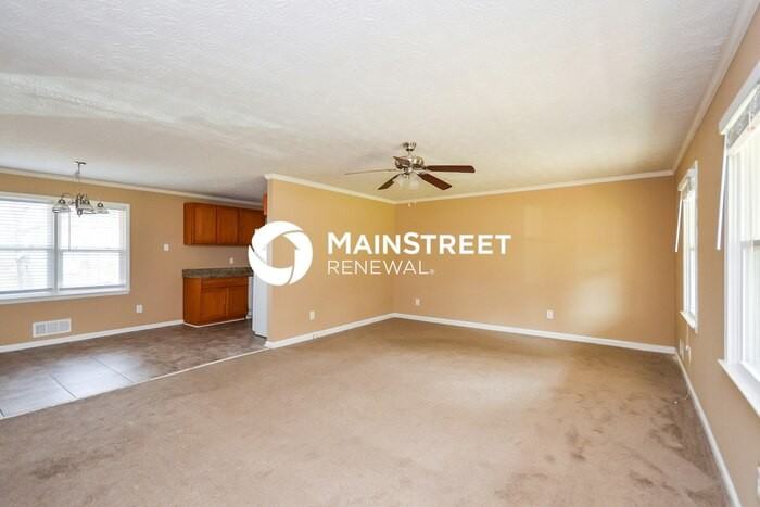 3368 Mansfield Ln - Photo 2 of 17