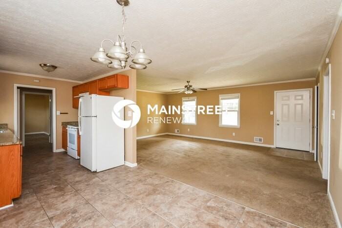 3368 Mansfield Ln - Photo 5 of 17