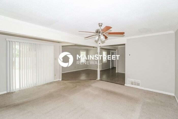 6247 Brightwood Cv - Photo 4 of 17