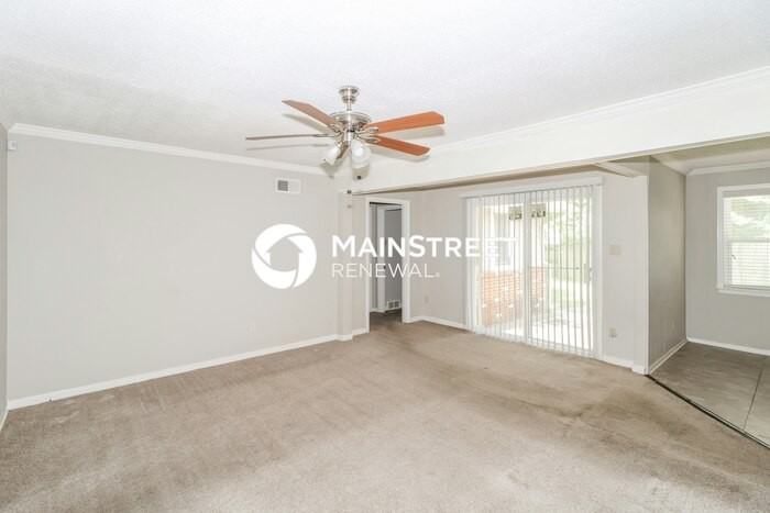 6247 Brightwood Cv - Photo 5 of 17