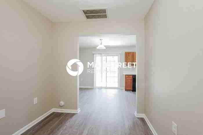6216 Summerour Pl - Photo 5 of 17