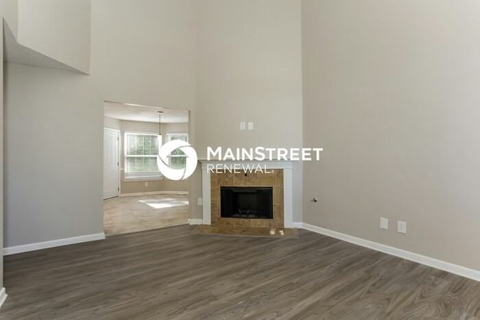 5284 Cattail Ln - Photo 3 of 18