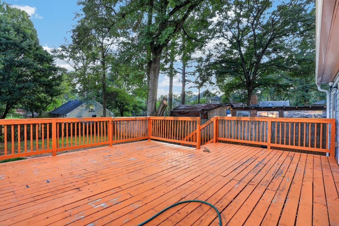 2869 Salmon Ave Se - Photo 4 of 24