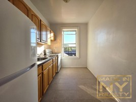 featured image of 12106 109th Ave #D8