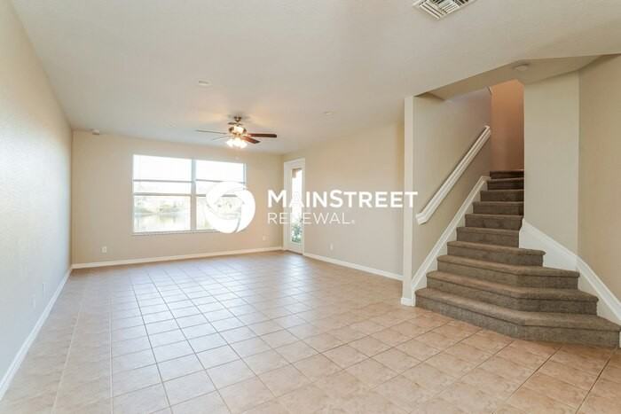 17576 Cherry Ridge Ln - Photo 4 of 17