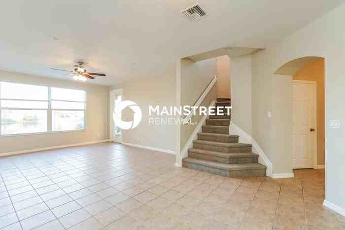 17576 Cherry Ridge Ln - Photo 5 of 17