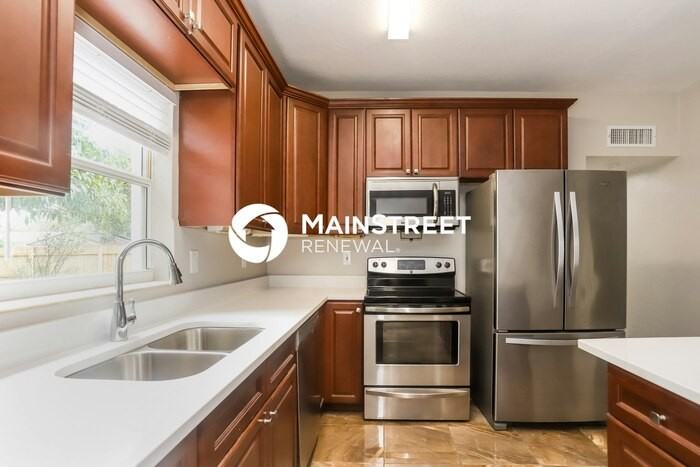 8700 Flame Vine Ave - Photo 6 of 16
