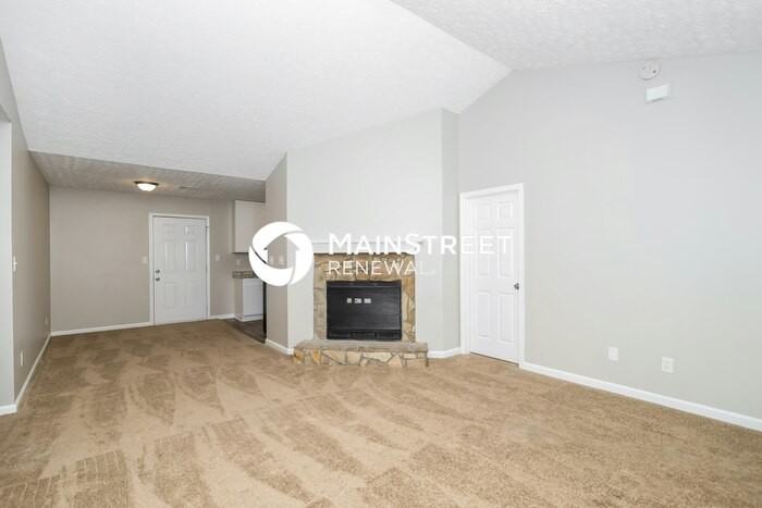 105 Woodridge Dr - Photo 4 of 15