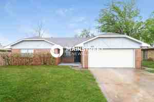 featured image of 829 N Robinson Ave