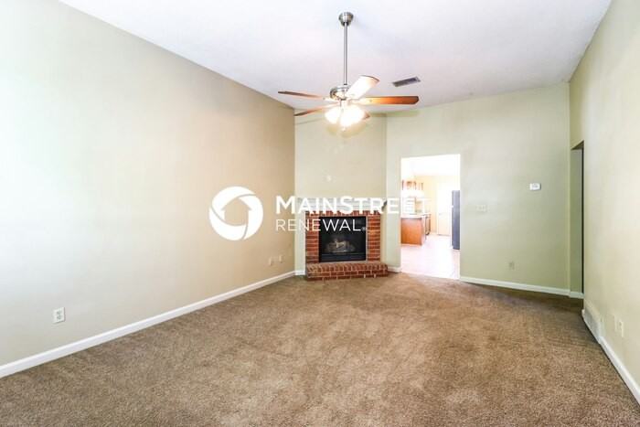 1917 Garden Leaf Dr - Photo 4 of 16