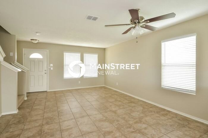 12919 Wrangler Way - Photo 4 of 15