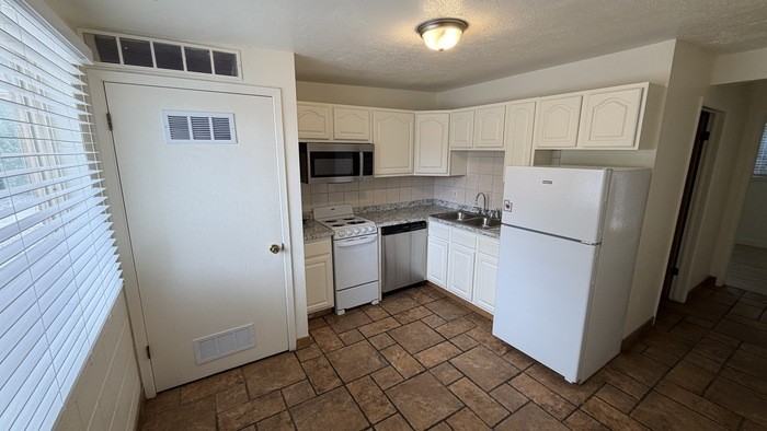 8284 Wilson St #8284 - Photo 2 of 10