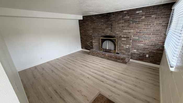 8284 Wilson St #8284 - Photo 3 of 10