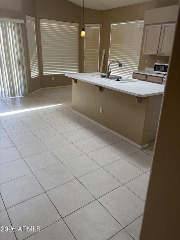 7251 E Sand Hills Rd - Photo 2 of 5