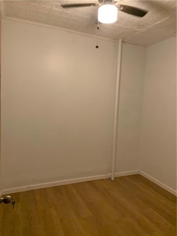 459 42nd St #1 - Photo 5 of 7