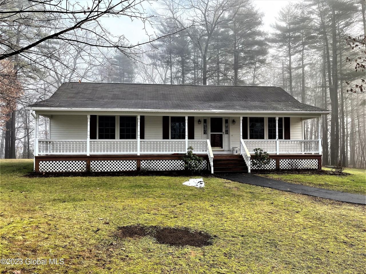 44 Phillips Rd #A - Photo 5 of 21