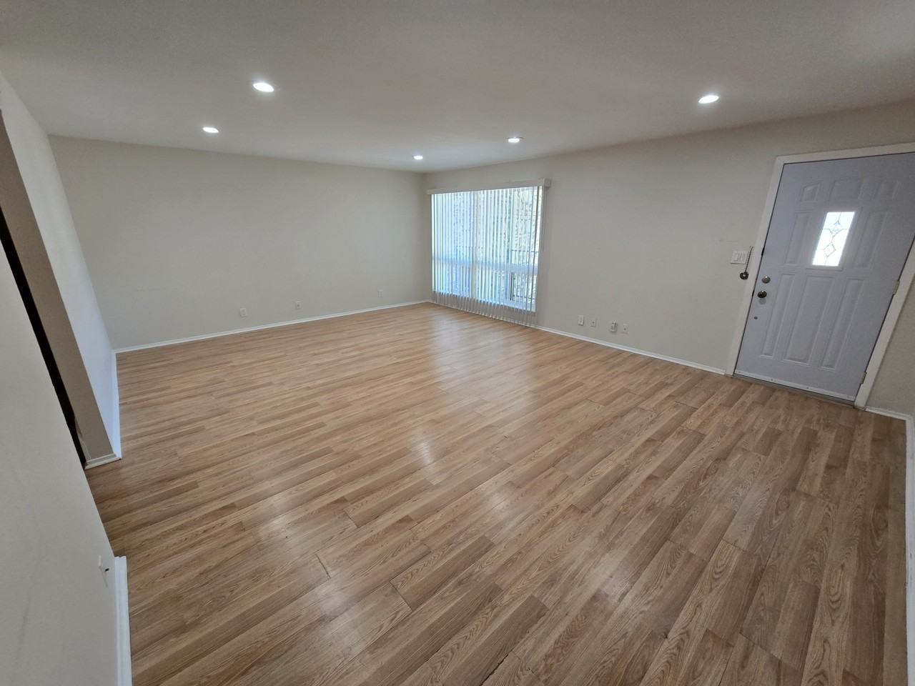500 E Riverside Dr #229 - Photo 2 of 27