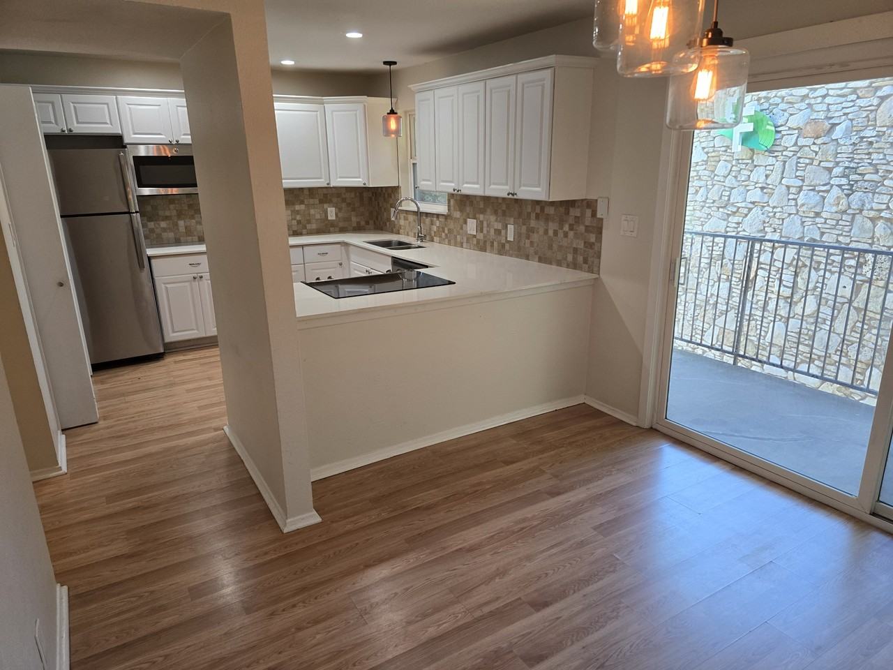 500 E Riverside Dr #229 - Photo 4 of 27