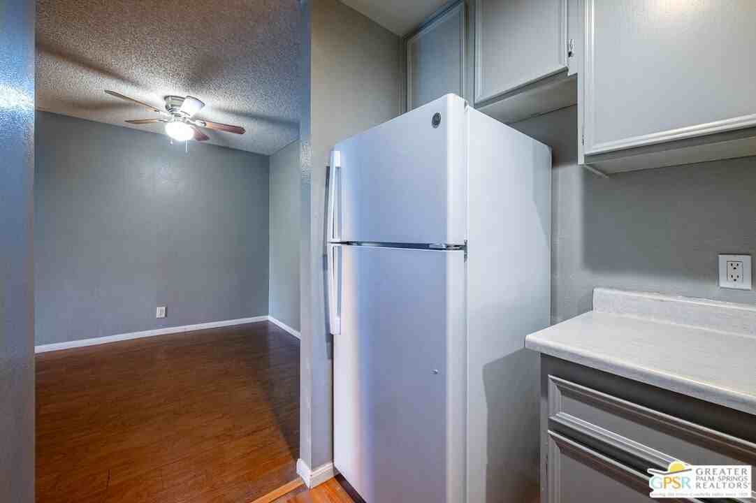 550 N Villa Ct #214 - Photo 6 of 24