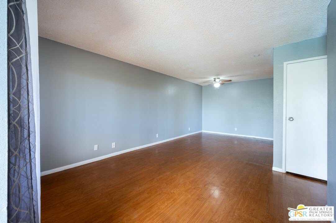 550 N Villa Ct #214 - Photo 7 of 24