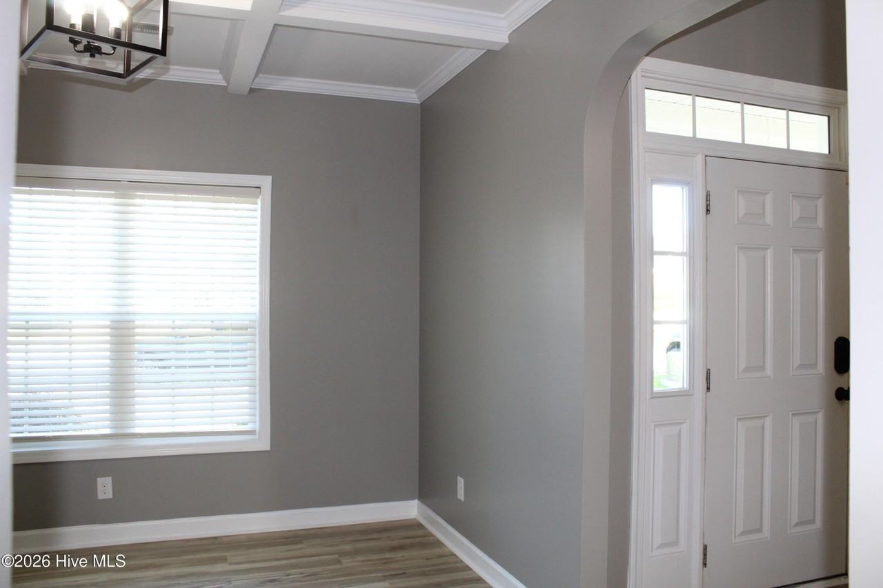 333 Sonoma Rd - Photo 5 of 31