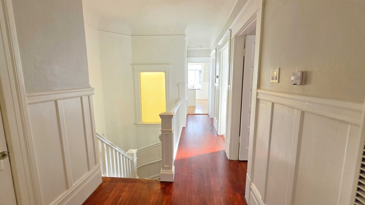 375 Union St - Photo 7 of 14