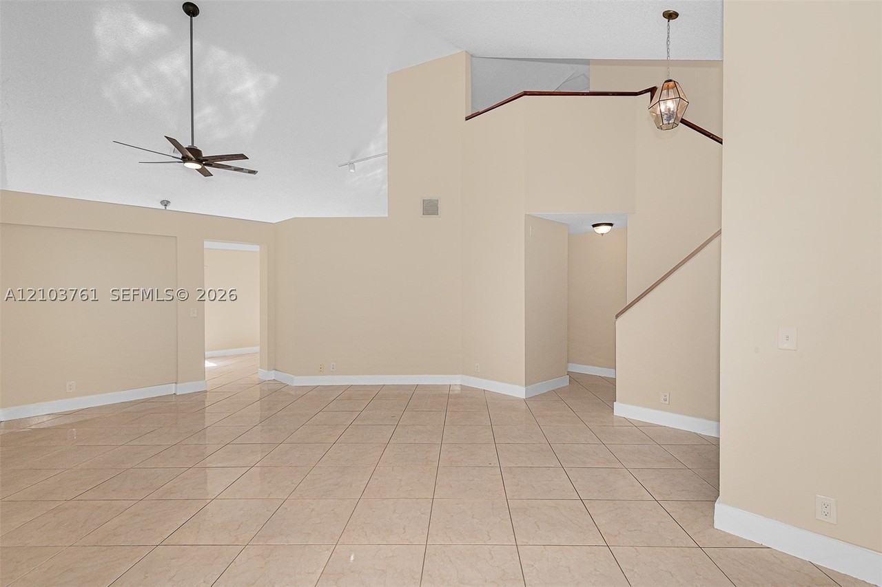 2715 Bogota Ave #0 - Photo 4 of 35