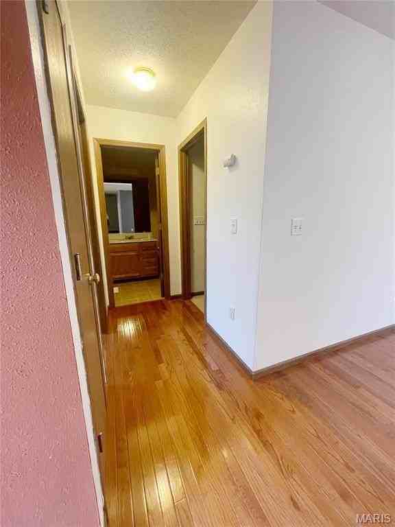 1433 Bristlecone Dr - Photo 5 of 15