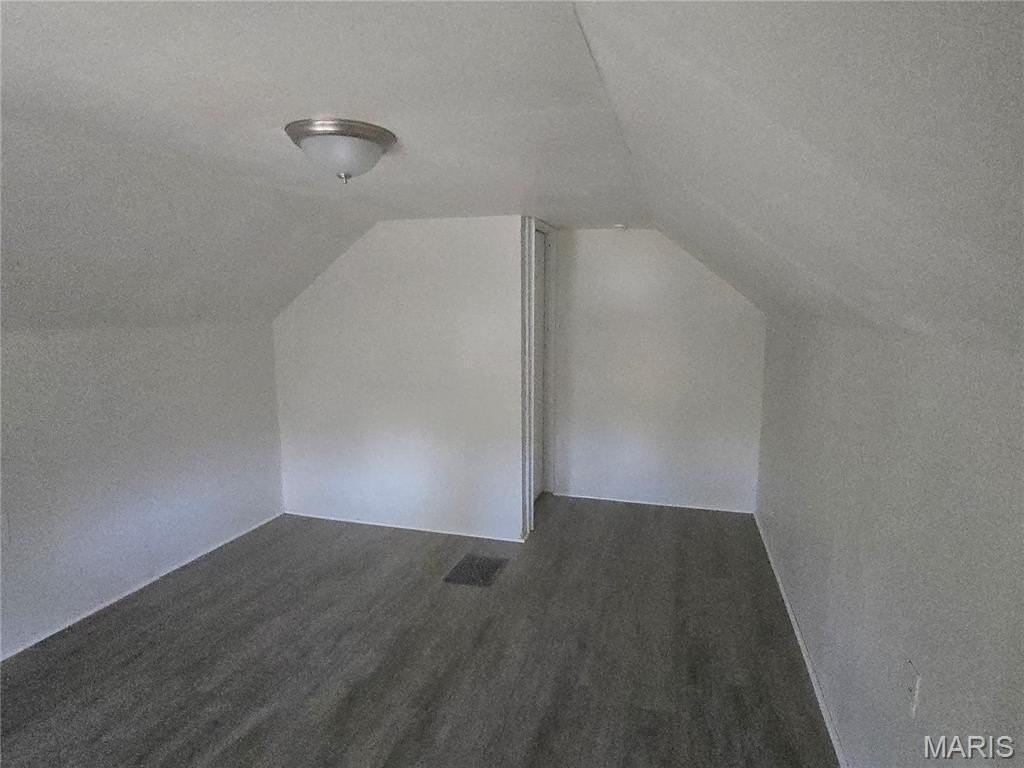 4458 Penrose St - Photo 6 of 9