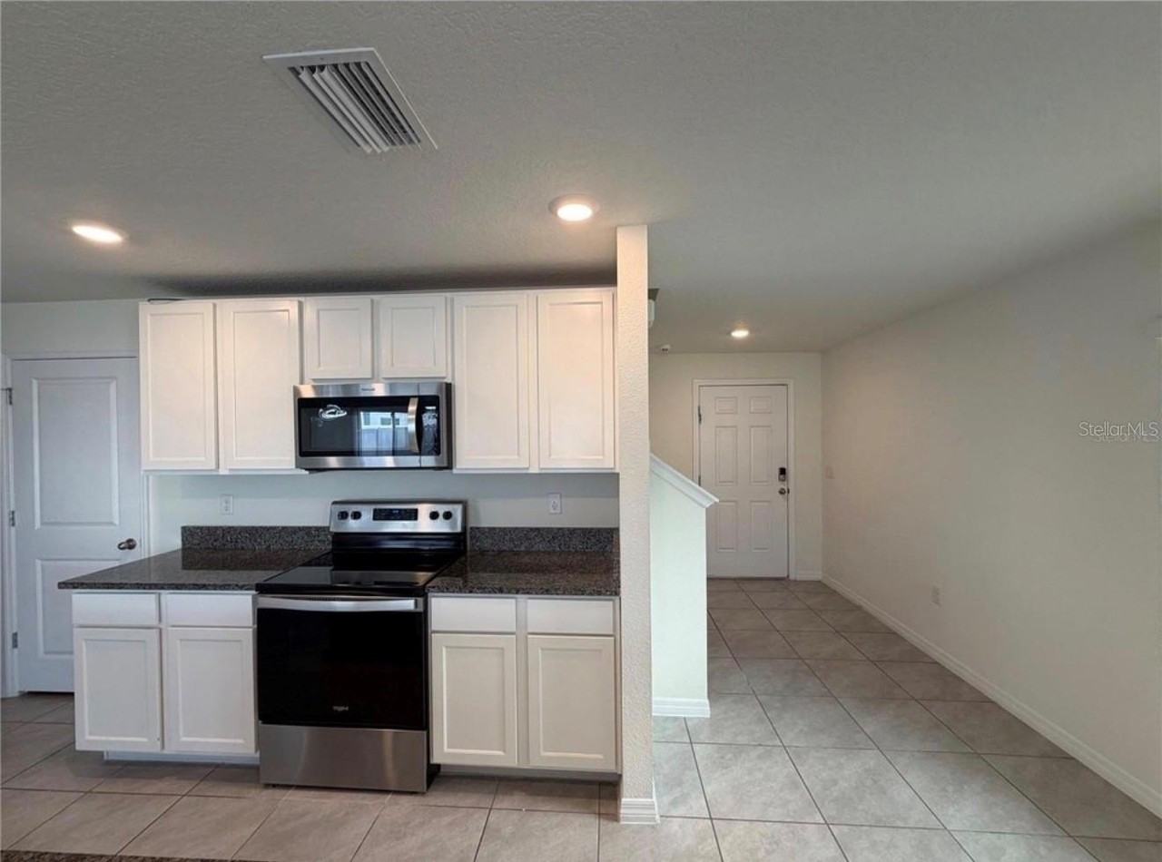 12072 Downy Birch Dr - Photo 2 of 23