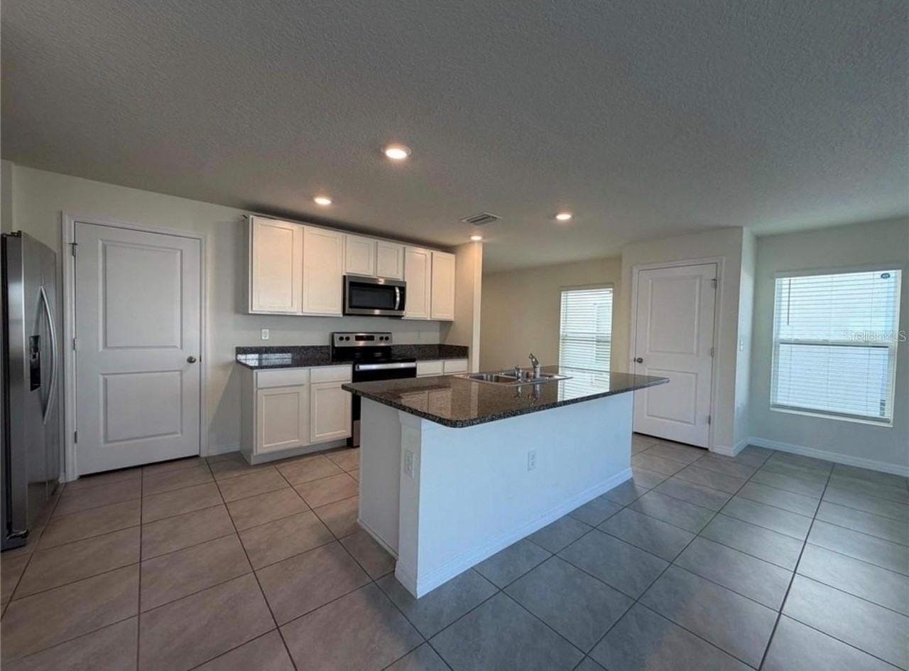 12072 Downy Birch Dr - Photo 5 of 23