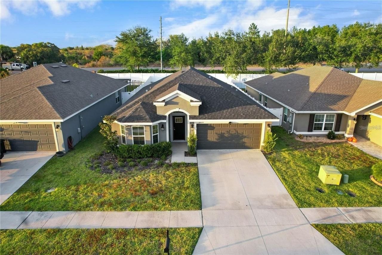 14429 Potterton Cir - Photo 4 of 36