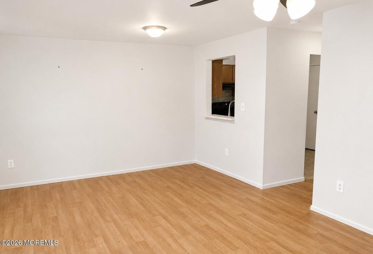 113 Dundee Ct - Photo 3 of 25