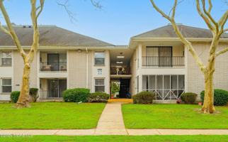 featured image of 2137 8th Ave #3B