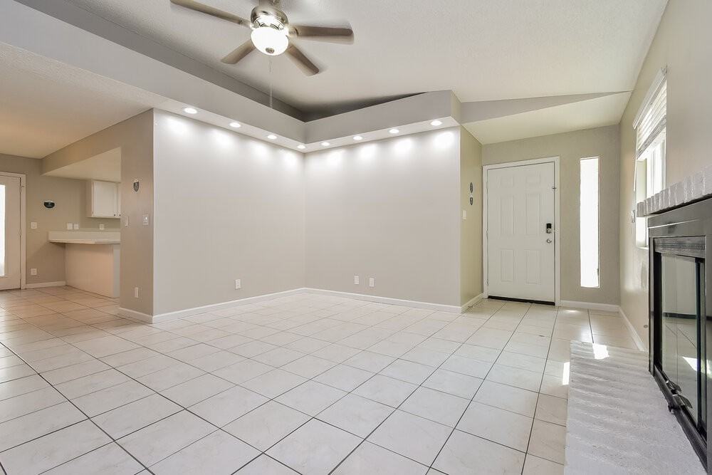 608 Thrush Dr - Photo 6 of 16