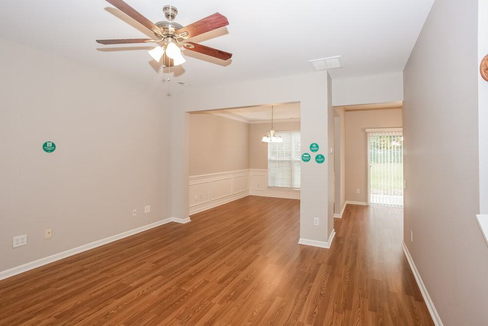 1532 Braveheart Ln - Photo 5 of 16
