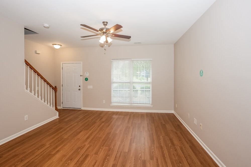 1532 Braveheart Ln - Photo 6 of 16