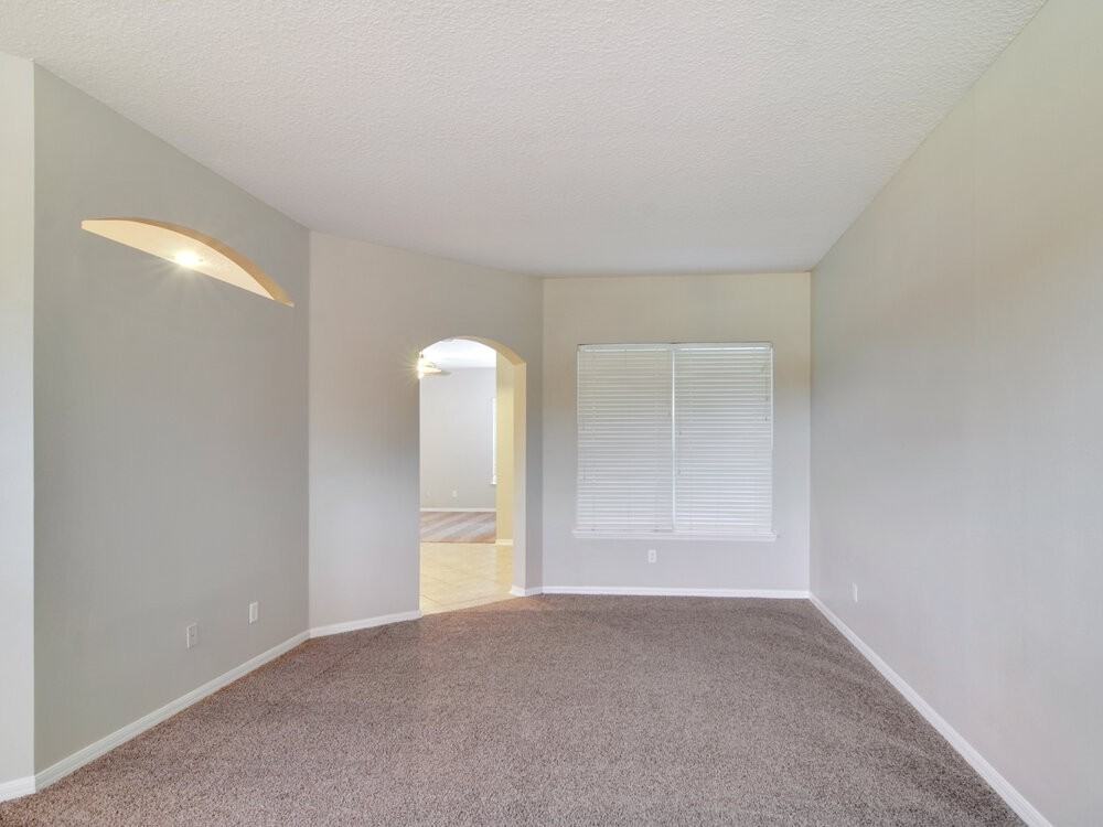 3106 Captiva Bluff Cir - Photo 2 of 20