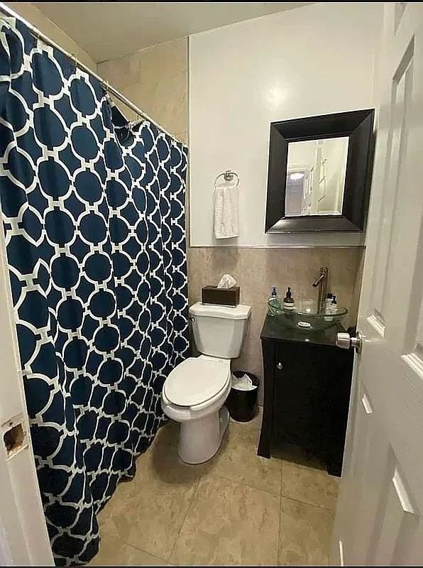 67 W 71st St #15 - Photo 6 of 6