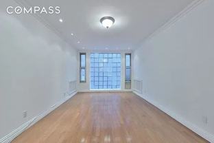 330 E 58th St #1D - Photo 1 of 1