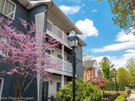 featured image of 662 Purdy St #214