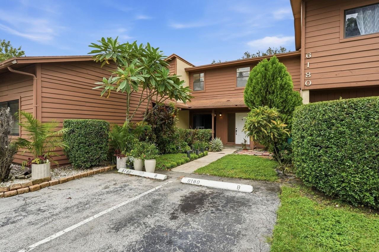 6180 Pine Tree Ln #B - Photo 5 of 50