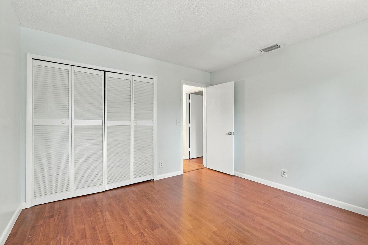 6180 Pine Tree Ln #B - Photo 6 of 50